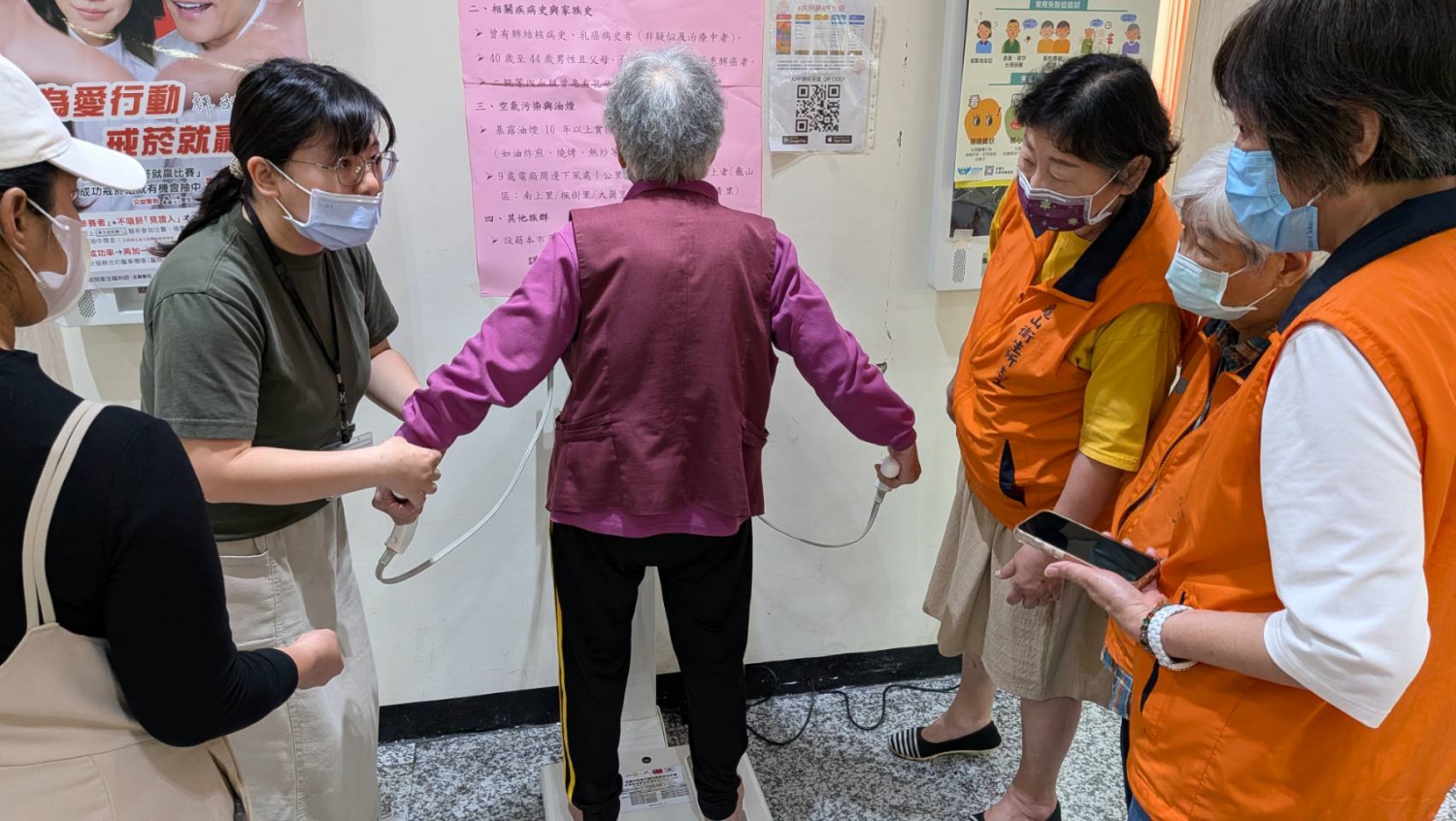 20260416-從 InBody 的數據中，讀懂生命的節律：在龜山衛生所，我們透過 InBody 深入微觀世界，將冰冷的體脂與肌肉數據，轉化為生物哲學的互動邏輯。這場公益宣導不只記錄數字，更是引導民眾讀懂代謝失衡的警訊，透過理解分子層級的運作，啟動修復機制，讓健康回歸動態平衡。